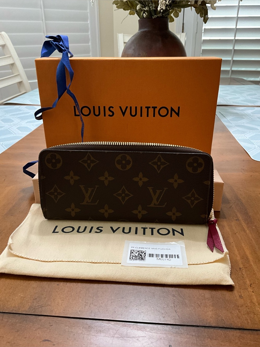 NIB~ Louis Vuitton Clemence Wallet